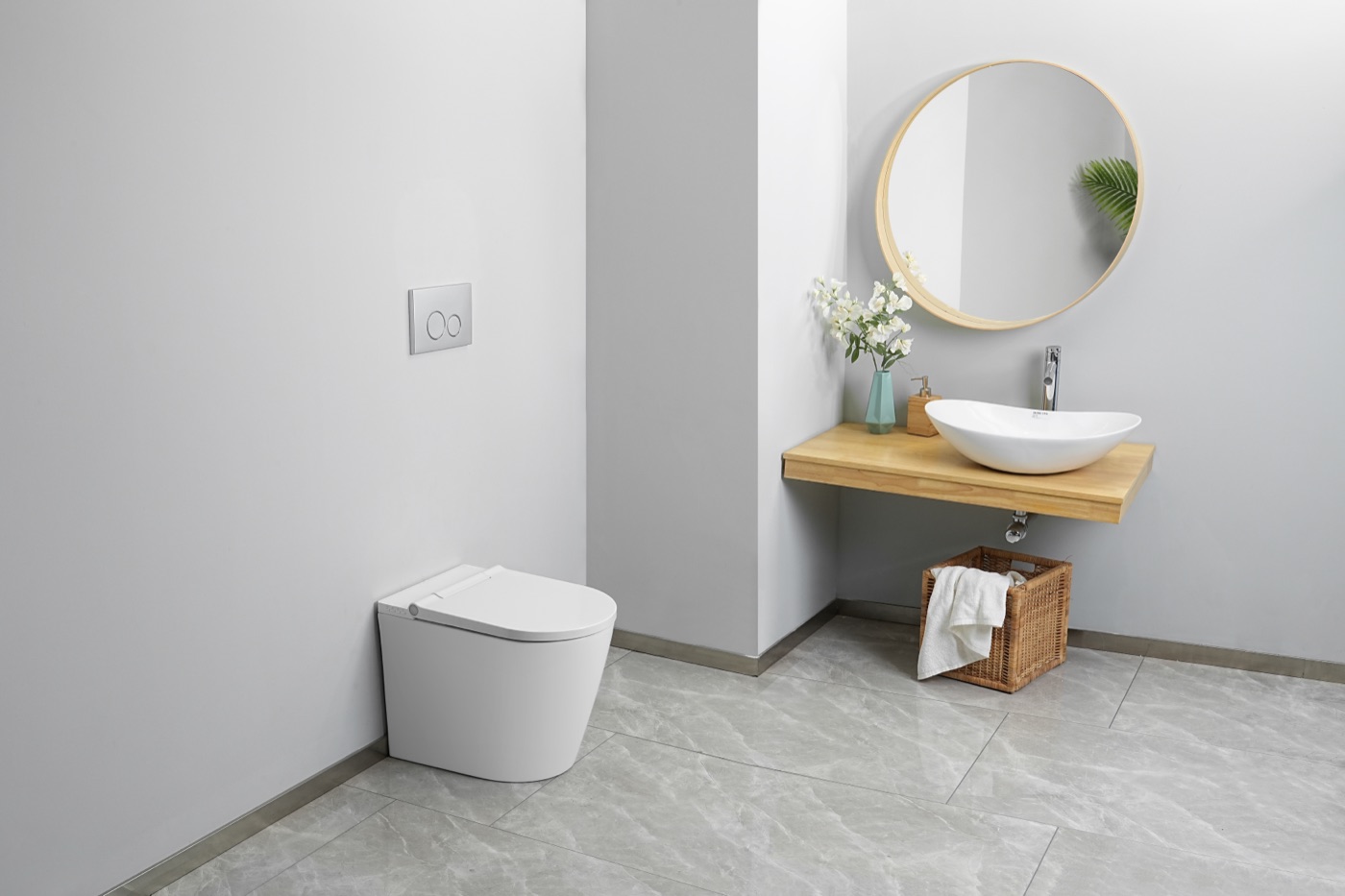 JT Accord 7200 in bathroom